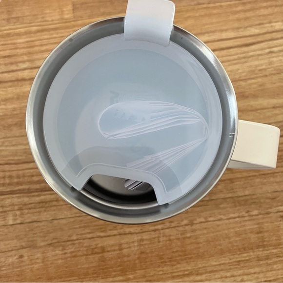 Stanley Camp Mug - Picture 2 of 4